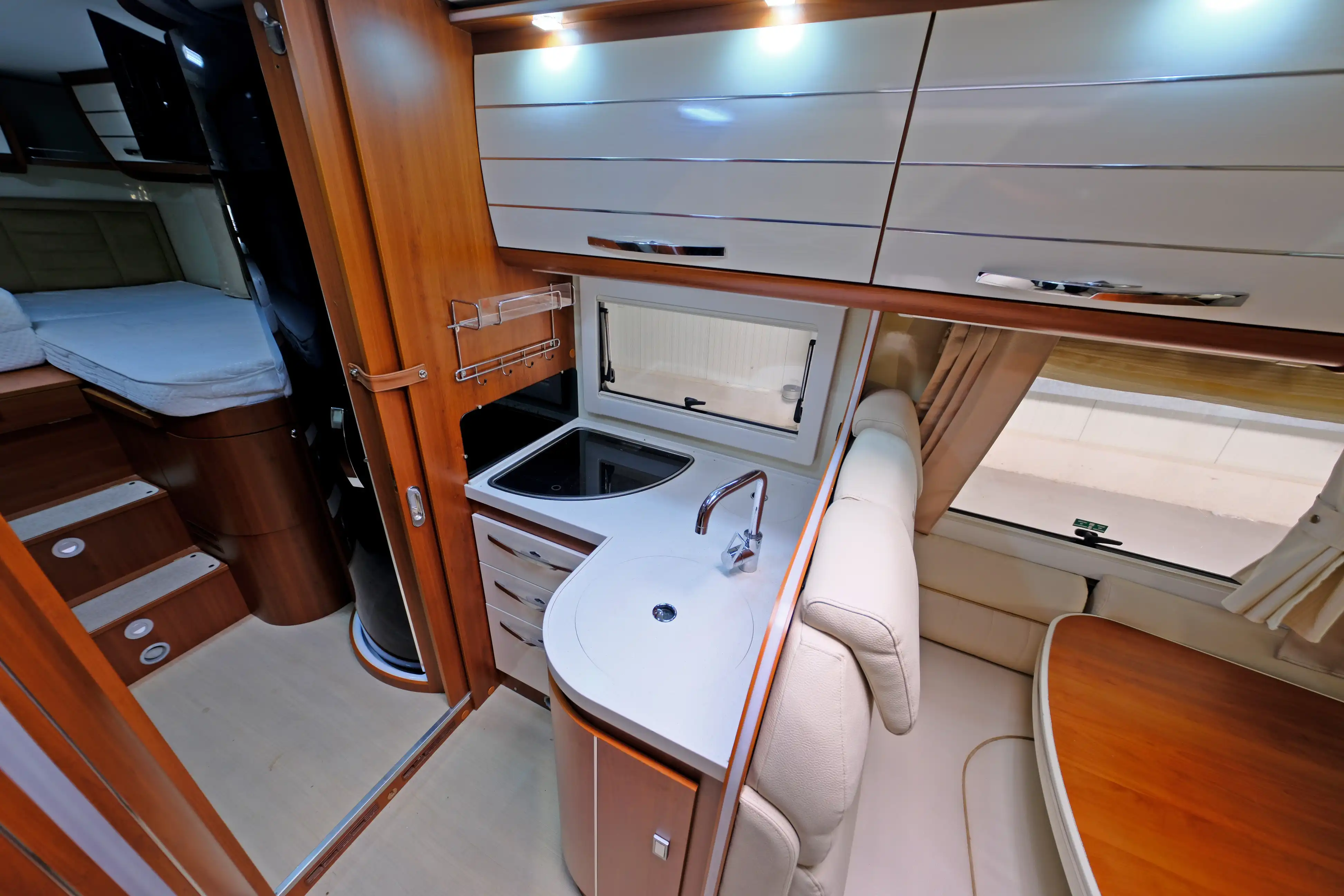 MOBILVETTA Design K-Yacht 85 